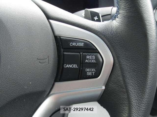 Honda CR-Z 2010-05 7453712-10