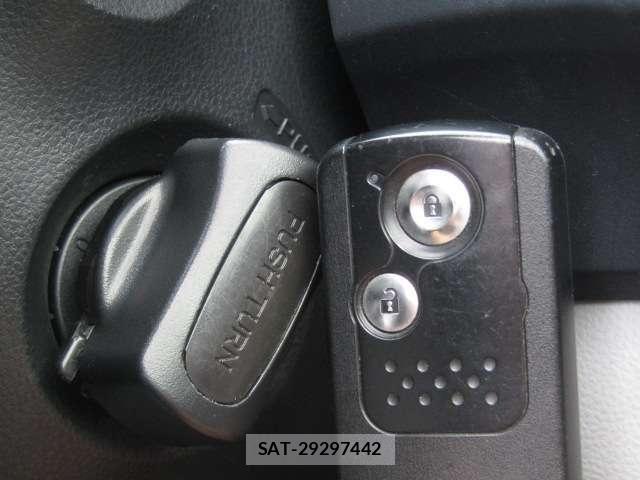 Honda CR-Z 2010-05 7453712-12