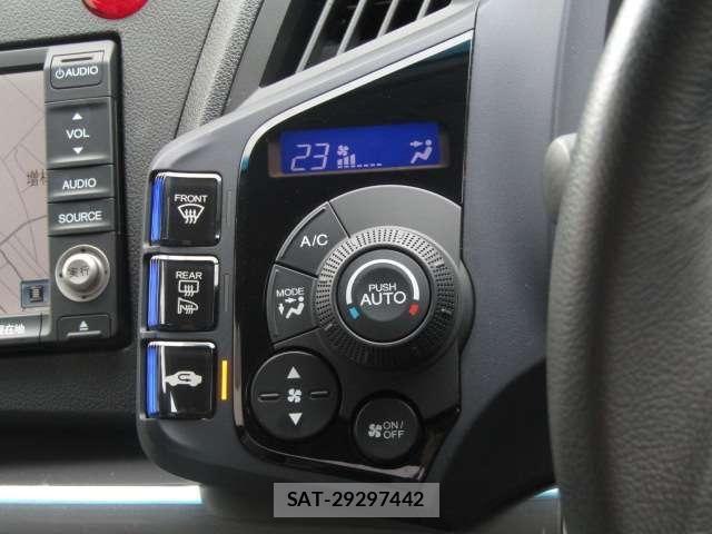 Honda CR-Z 2010-05 7453712-8