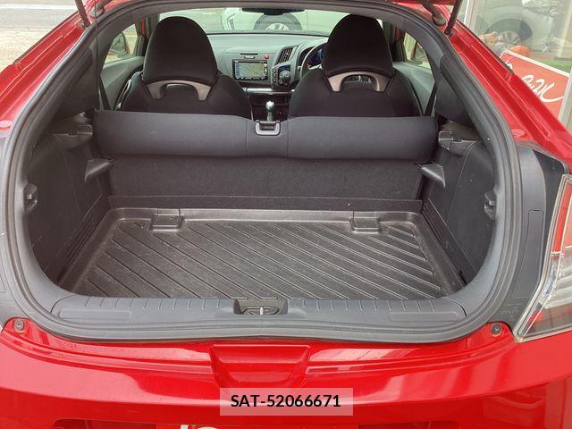 Honda CR-Z 2013-07 7453714-11