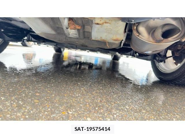 Honda CR-Z 2012-06 7615896-10