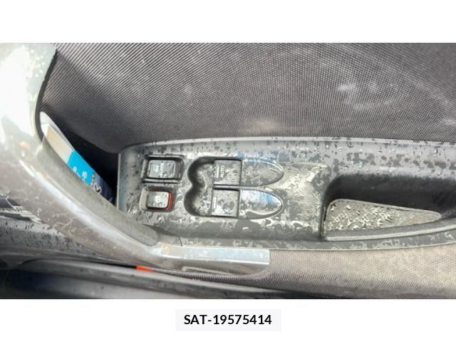 Honda CR-Z 2012-06 7615896-19