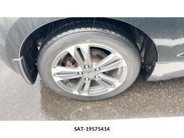 Honda CR-Z 2012-06 7615896-5