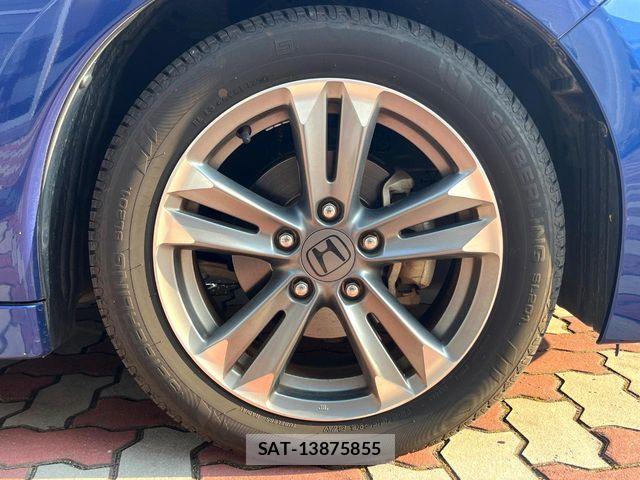 Honda CR-Z 2011-06 7615897-16