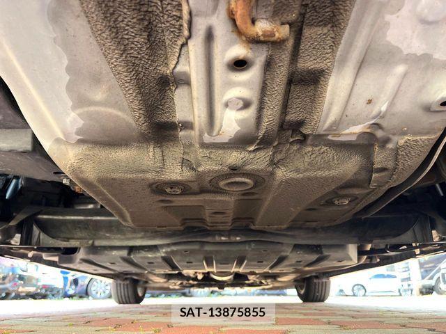 Honda CR-Z 2011-06 7615897-18
