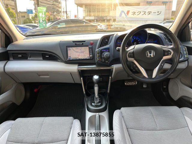 Honda CR-Z 2011-06 7615897-1