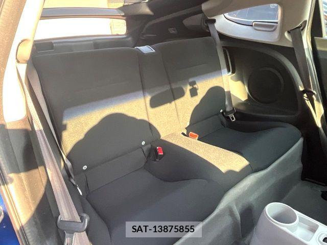 Honda CR-Z 2011-06 7615897-8