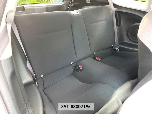 Honda CR-Z 2010-08 7875945-9