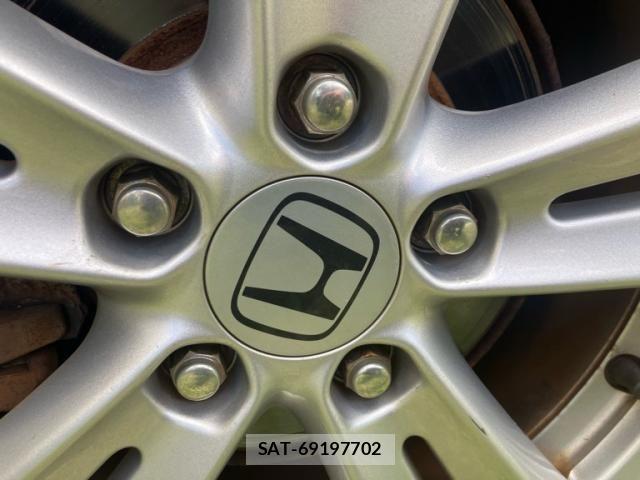Honda CR-Z 2010-05 7875944-11