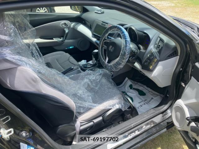 Honda CR-Z 2010-05 7875944-13