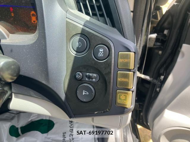 Honda CR-Z 2010-05 7875944-19