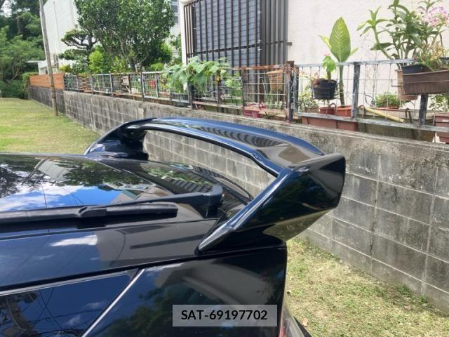 Honda CR-Z 2010-05 7875944-3