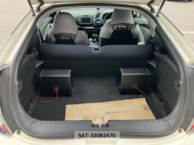Honda CR-Z 2010-03 8098697-9