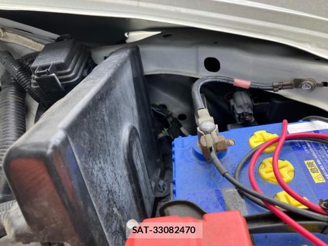 Honda CR-Z 2010-03 8098697-24