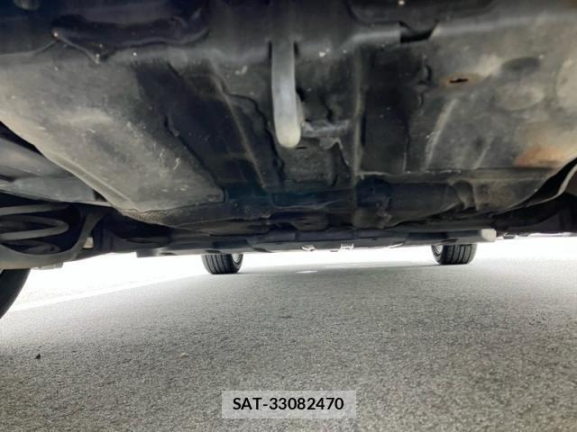 Honda CR-Z 2010-03 8098697-8