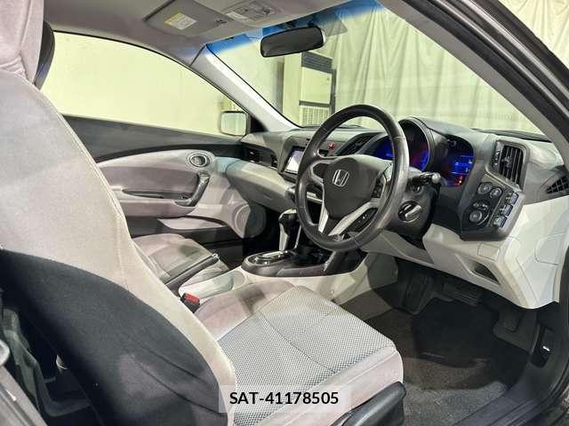 Honda CR-Z 2012-06 8129552-8