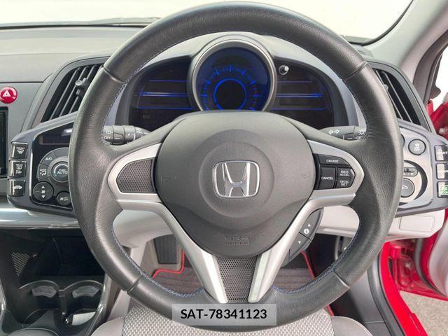 Honda CR-Z 2010-06 8129539-11