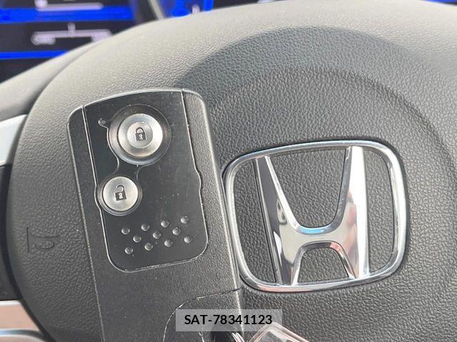 Honda CR-Z 2010-06 8129539-5