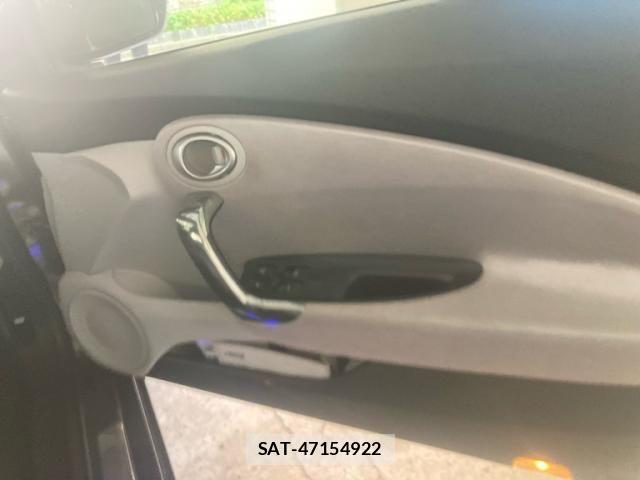 Honda CR-Z 2010-02 8229445-11
