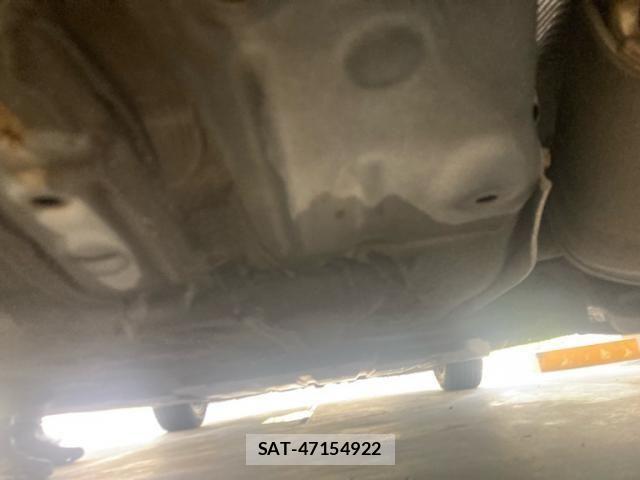 Honda CR-Z 2010-02 8229445-28