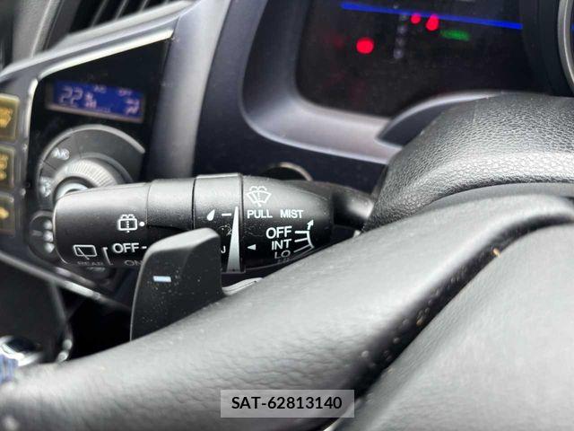 Honda CR-Z 2010-08 8244941-13