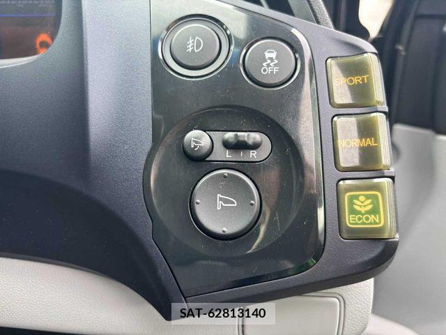 Honda CR-Z 2010-08 8244941-15