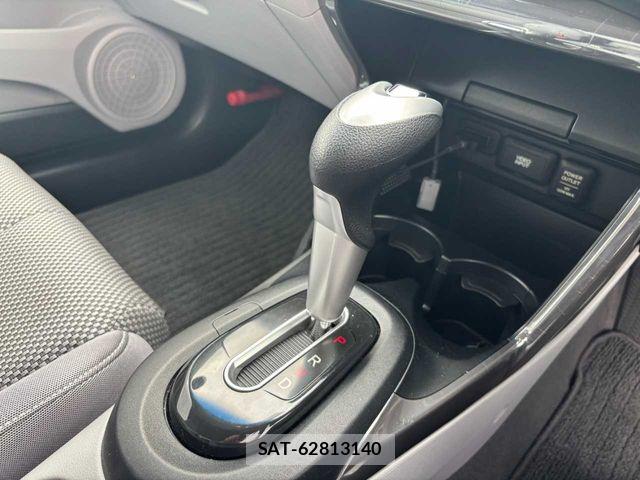 Honda CR-Z 2010-08 8244941-8