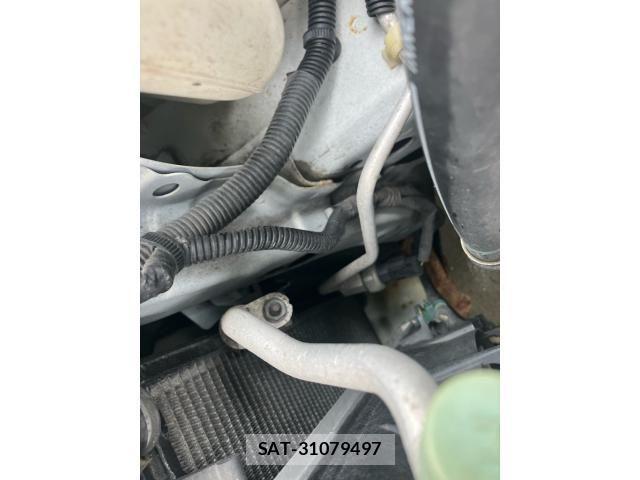 Honda CR-Z 2010-10 8244940-19