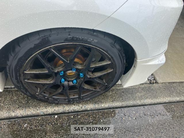 Honda CR-Z 2010-10 8244940-6