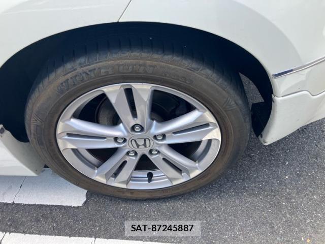 Honda CR-Z 2011-03 8244942-4