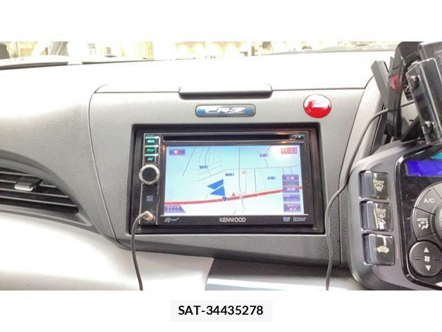 Honda CR-Z 2010-03 8335413-14
