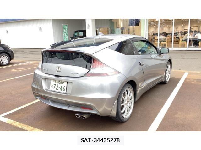 Honda CR-Z 2010-03 8335413-2