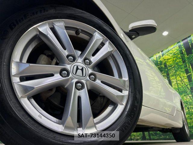 Honda CR-Z 2010-02 8335411-12
