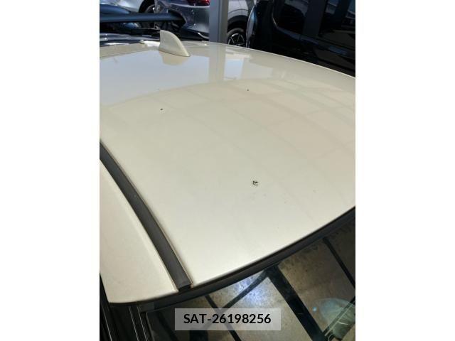 Honda CR-Z 2010-06 8335412-10