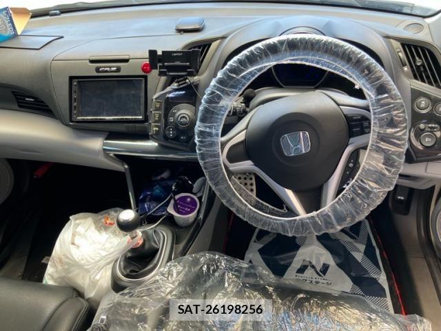 Honda CR-Z 2010-06 8335412-1