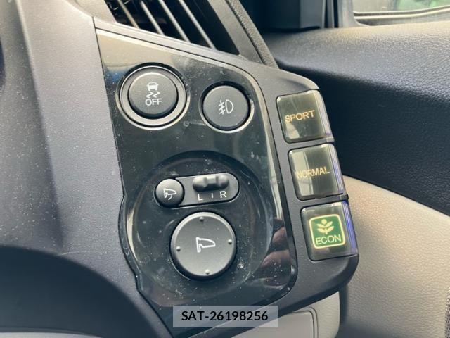 Honda CR-Z 2010-06 8335412-22