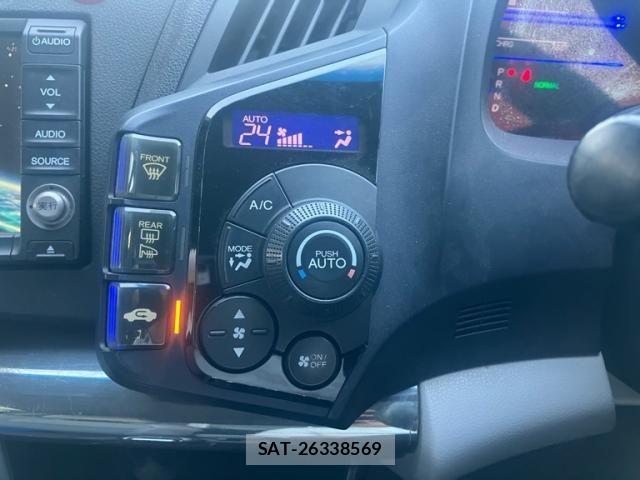 Honda CR-Z 2011-02 8354261-17