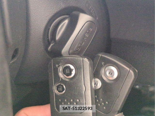 Honda CR-Z 2012-03 8411101-11
