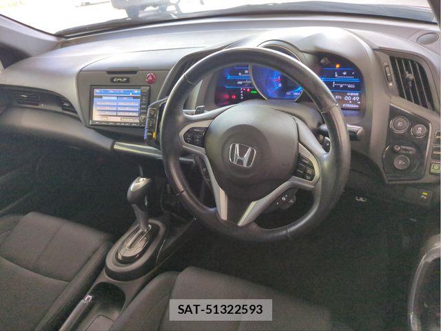 Honda CR-Z 2012-03 8411101-6