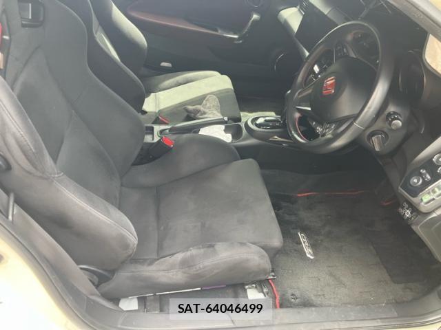 Honda CR-Z 2014-11 8457255-12