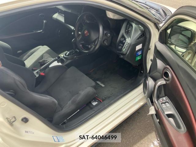 Honda CR-Z 2014-11 8457255-13