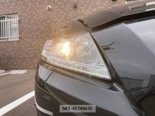 Honda CR-Z 2010-06 8457256-10
