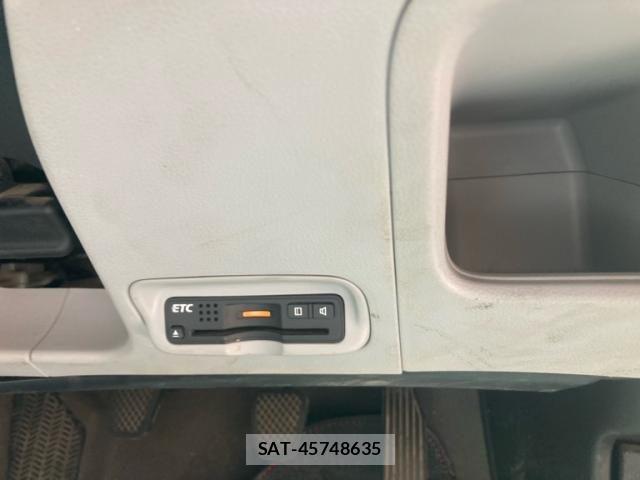 Honda CR-Z 2010-06 8457256-20