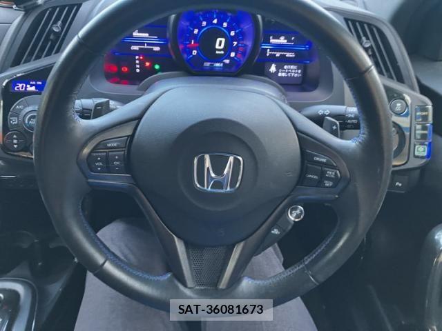 Honda CR-Z 2015-06 8561587-12