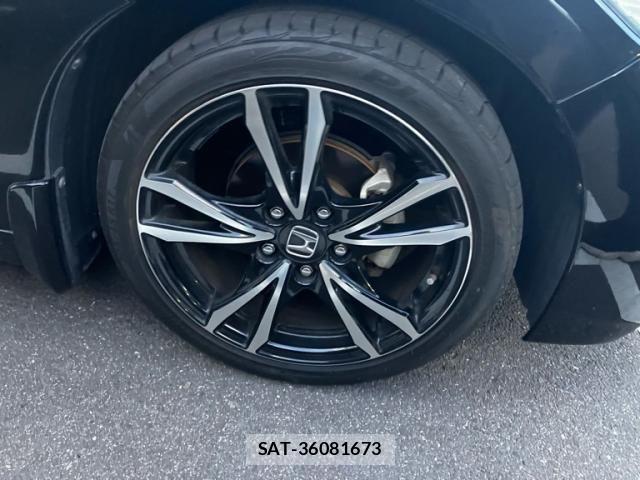 Honda CR-Z 2015-06 8561587-2