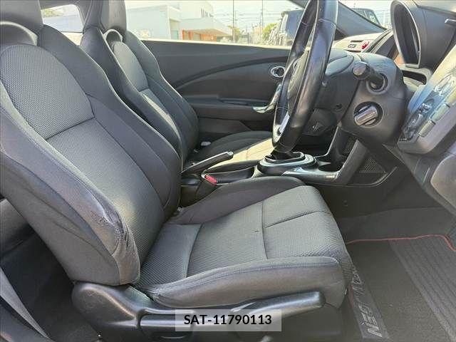 Honda CR-Z 2012-05 8626322-15