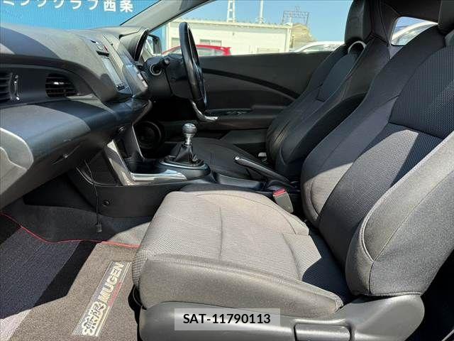 Honda CR-Z 2012-05 8626322-16