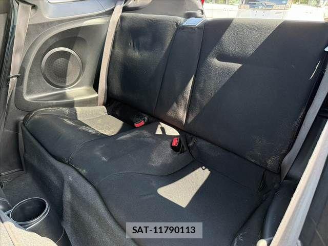 Honda CR-Z 2012-05 8626322-18