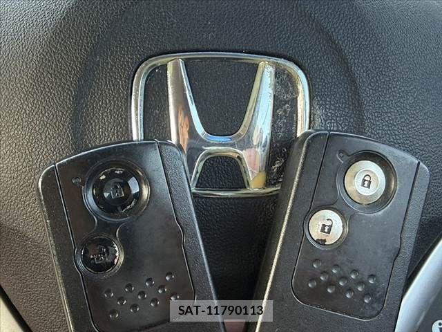 Honda CR-Z 2012-05 8626322-21