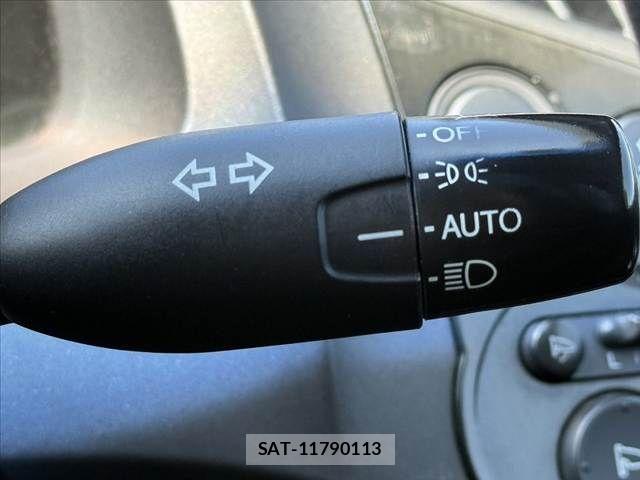 Honda CR-Z 2012-05 8626322-23